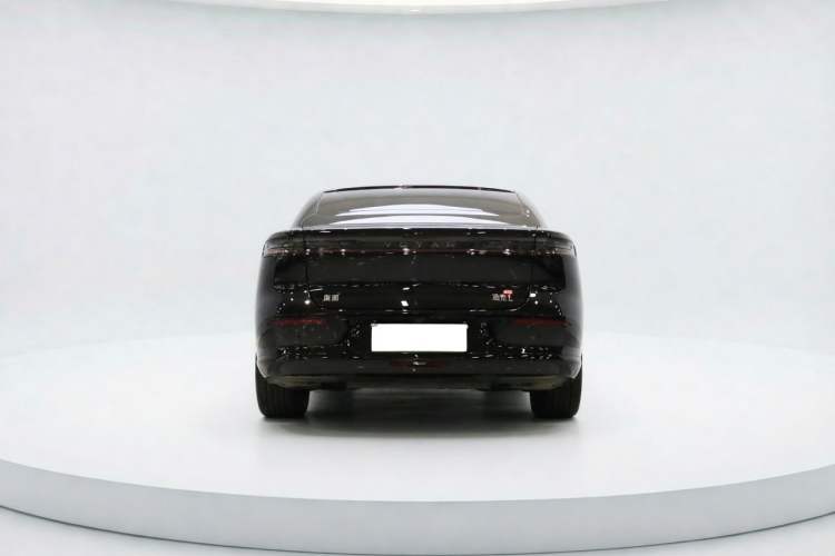 Used VOYAH Lantu Chiguang L 2026 Four-Wheel-Drive Max Exterior 4