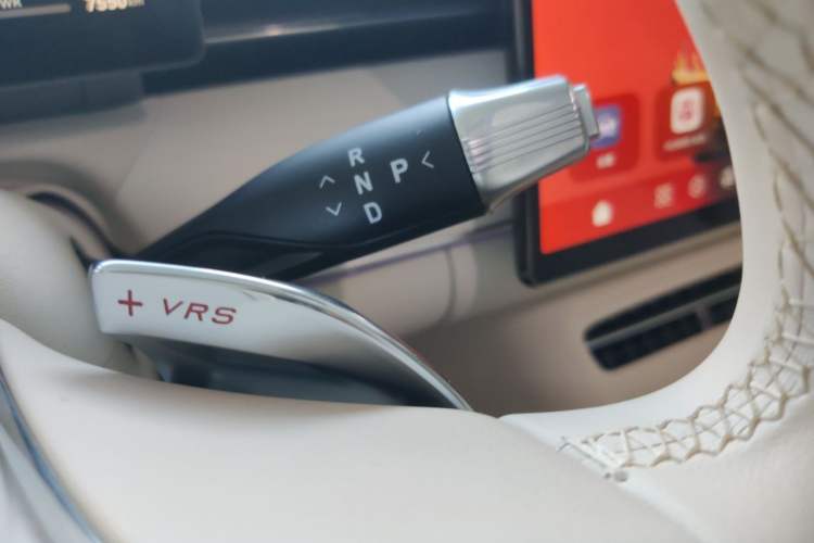 Used VOYAH Lantu Chiguang L 2026 Four-Wheel-Drive Ultra Gear Lever