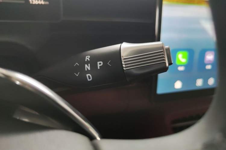 Used VOYAH Lantu Chiguang L 2026 Four-Wheel-Drive Ultra Gear Lever