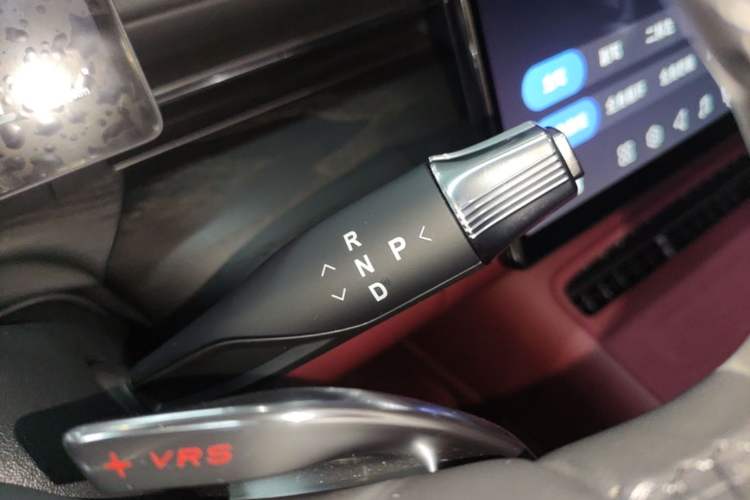 Used VOYAH Lantu Chiguang L 2026 Four-Wheel-Drive Ultra Gear Lever