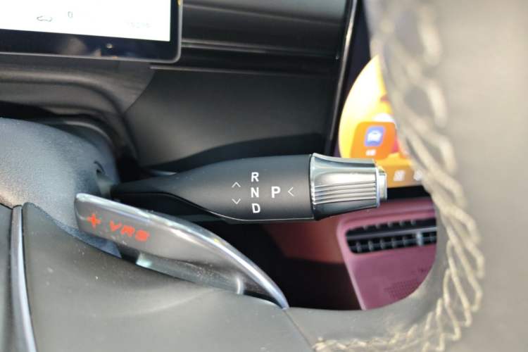 Used VOYAH Lantu Chiguang L 2026 Four-Wheel-Drive Ultra Gear Lever