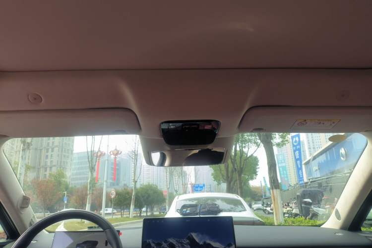 Used VOYAH Lantu Chiguang L 2026 Four-Wheel-Drive Ultra Headliner