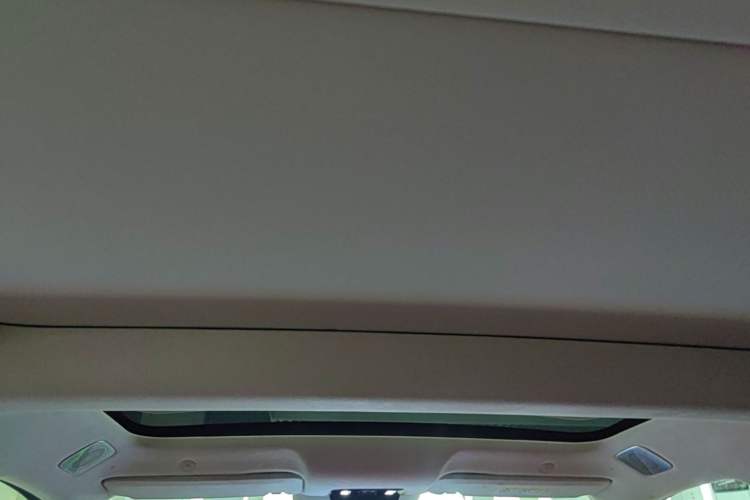 Used VOYAH Lantu Chiguang L 2026 Four-Wheel-Drive Ultra Headliner