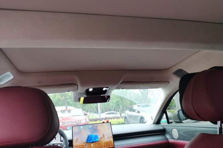 Used VOYAH Lantu Chiguang L 2026 Four-Wheel-Drive Ultra Headliner