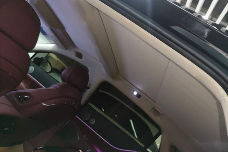 Used VOYAH Lantu Chiguang L 2026 Four-Wheel-Drive Ultra Headliner