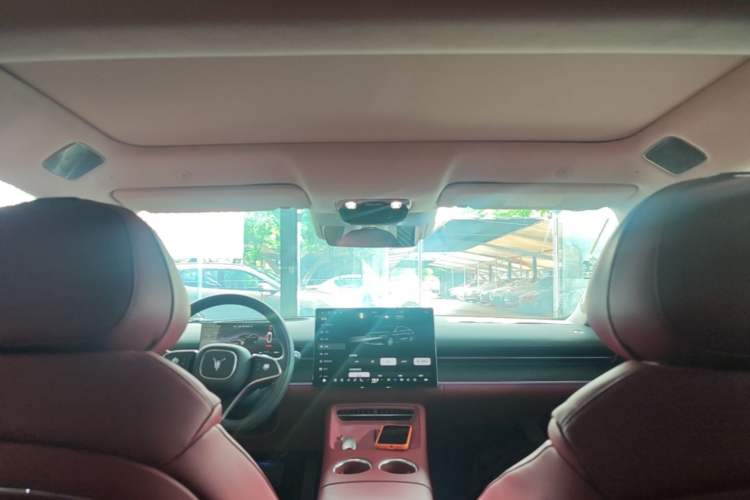 Used VOYAH Lantu Chiguang L 2026 Four-Wheel-Drive Ultra Headliner