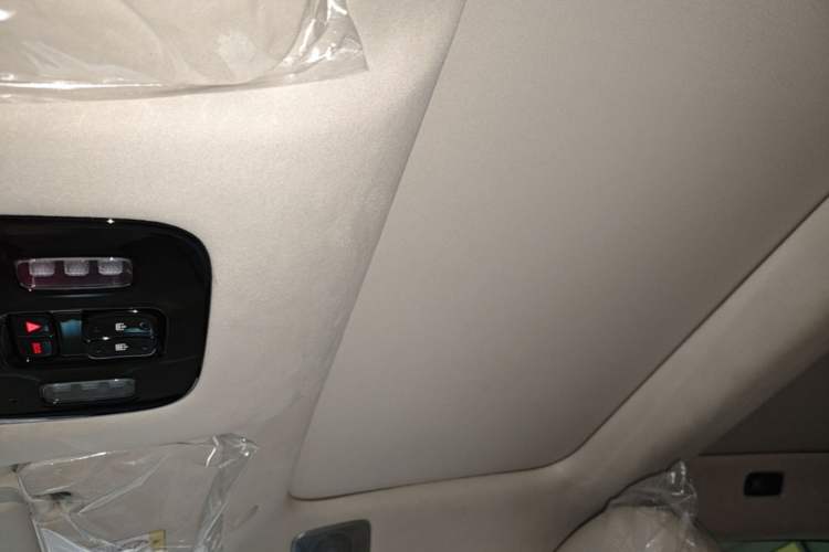 Used VOYAH Lantu Chiguang L 2026 Four-Wheel-Drive Ultra Headliner