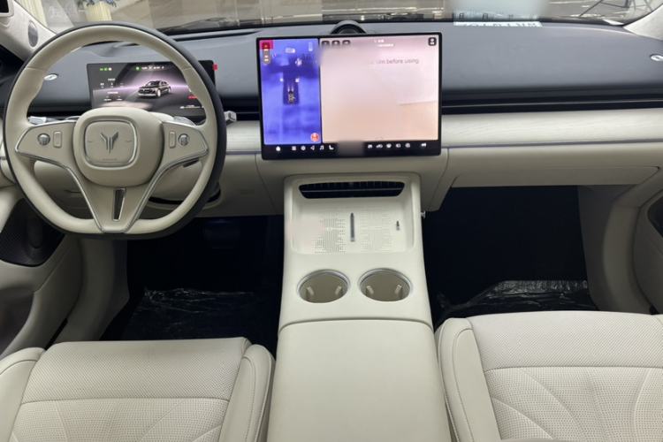 Used VOYAH Lantu Chiguang L 2026 Four-Wheel-Drive Ultra Interior 3