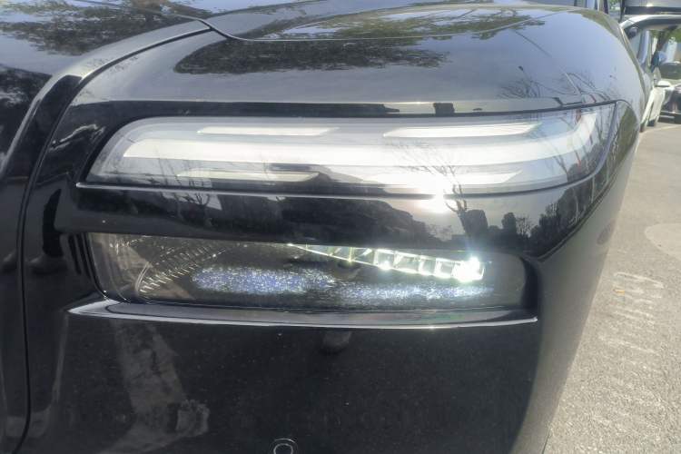 Used VOYAH Lantu Chiguang L 2026 Four-Wheel-Drive Ultra Left Front Headlight