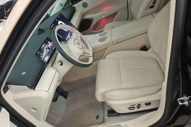 Used VOYAH Lantu Chiguang L 2026 Four-Wheel-Drive Ultra Left Front Seat