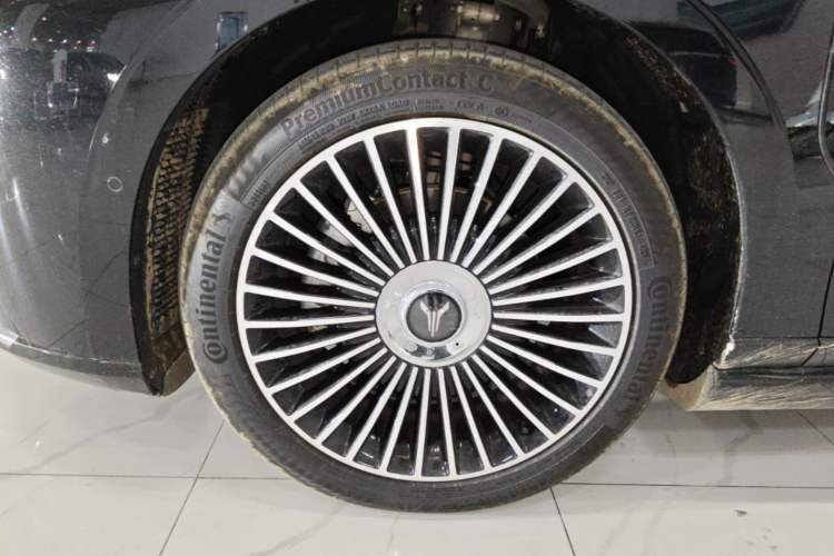 Used VOYAH Lantu Chiguang L 2026 Four-Wheel-Drive Ultra Left Front Wheel Hub