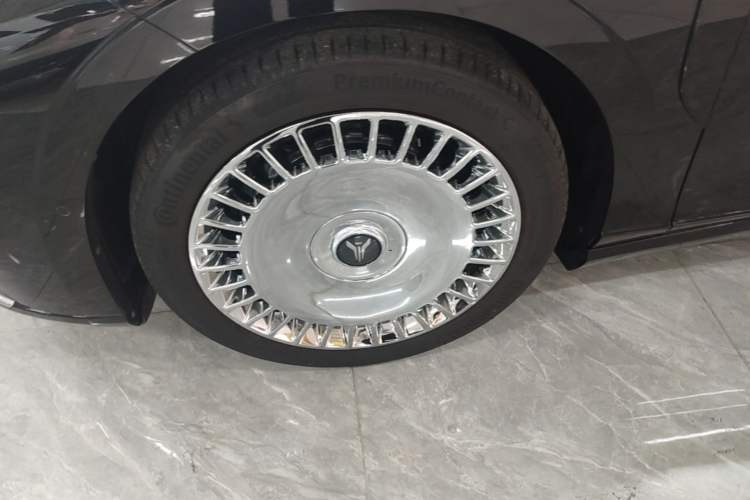 Used VOYAH Lantu Chiguang L 2026 Four-Wheel-Drive Ultra Left Front Wheel Hub