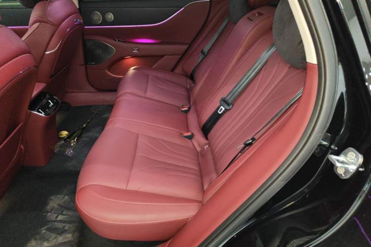 Used VOYAH Lantu Chiguang L 2026 Four-Wheel-Drive Ultra Left Rear Seat