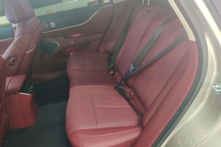 Used VOYAH Lantu Chiguang L 2026 Four-Wheel-Drive Ultra Left Rear Seat