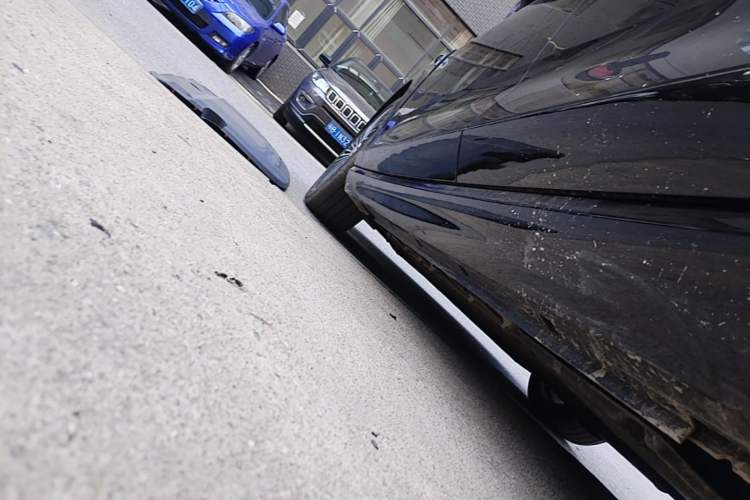 Used VOYAH Lantu Chiguang L 2026 Four-Wheel-Drive Ultra Left Side Sill