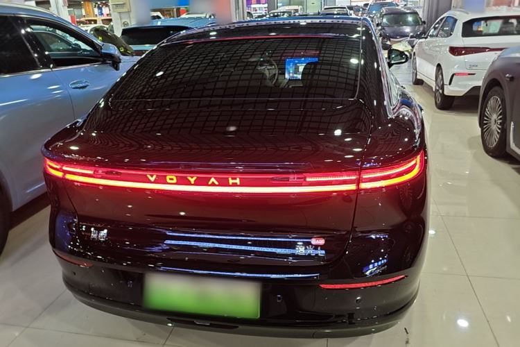 Used VOYAH Lantu Chiguang L 2026 Four-Wheel-Drive Ultra Rear