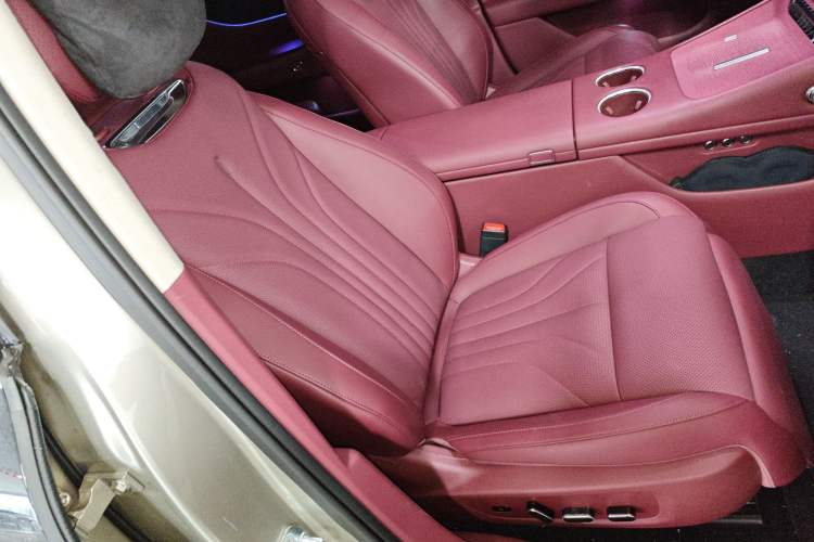 Used VOYAH Lantu Chiguang L 2026 Four-Wheel-Drive Ultra Right Front Seat