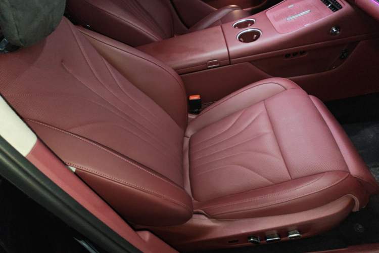 Used VOYAH Lantu Chiguang L 2026 Four-Wheel-Drive Ultra Right Front Seat