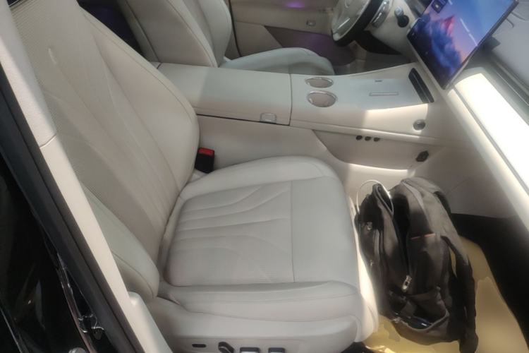 Used VOYAH Lantu Chiguang L 2026 Four-Wheel-Drive Ultra Right Front Seat