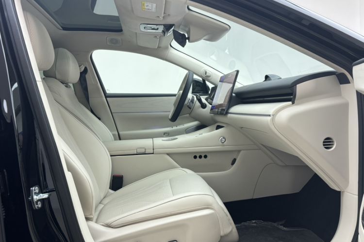 Used VOYAH Lantu Chiguang L 2026 Four-Wheel-Drive Ultra Right Front Seat