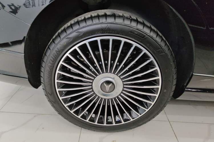 Used VOYAH Lantu Chiguang L 2026 Four-Wheel-Drive Ultra Right Rear Wheel Hub