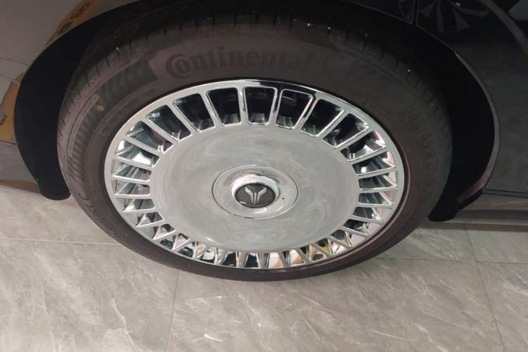 Used VOYAH Lantu Chiguang L 2026 Four-Wheel-Drive Ultra Right Rear Wheel Hub