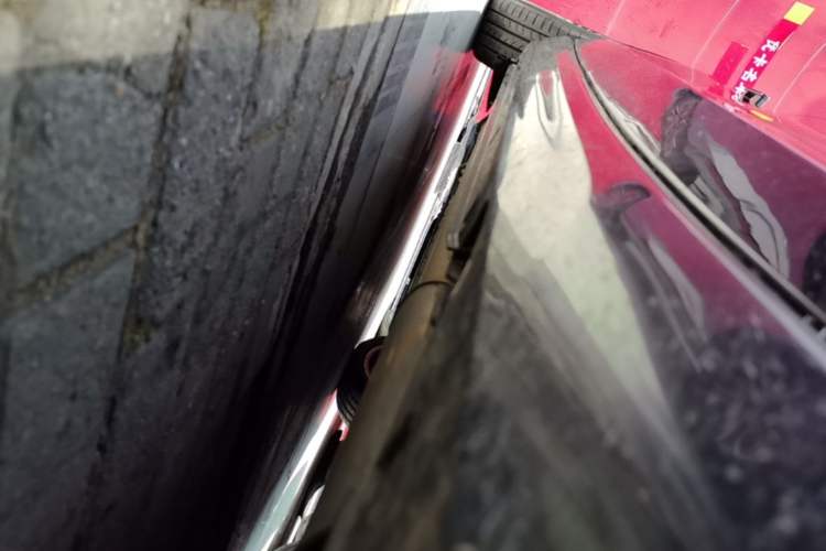 Used VOYAH Lantu Chiguang L 2026 Four-Wheel-Drive Ultra Right Side Sill