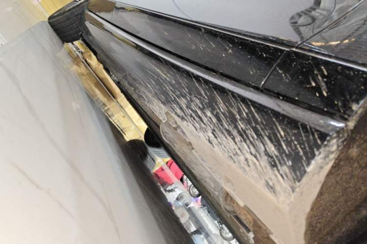 Used VOYAH Lantu Chiguang L 2026 Four-Wheel-Drive Ultra Right Side Sill