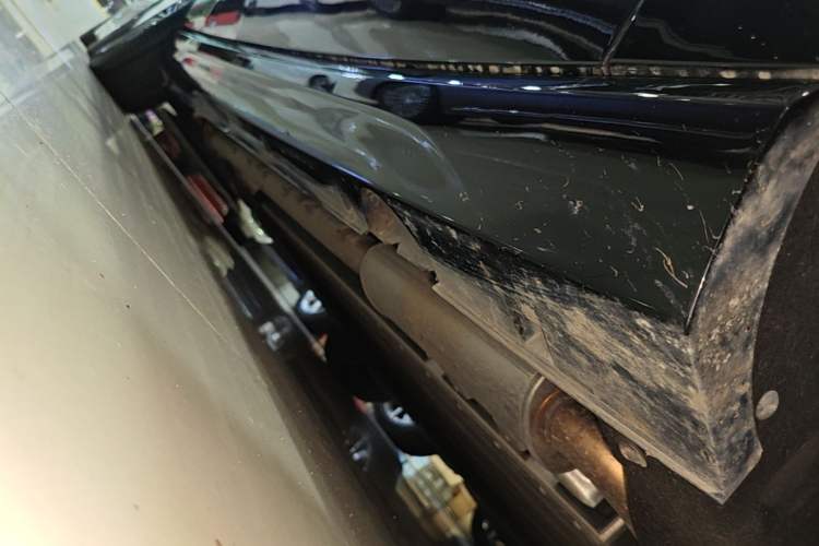 Used VOYAH Lantu Chiguang L 2026 Four-Wheel-Drive Ultra Right Side Sill