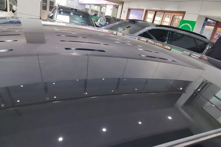Used VOYAH Lantu Chiguang L 2026 Four-Wheel-Drive Max Roof