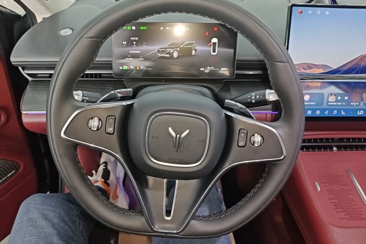 Used VOYAH Lantu Chiguang L 2026 Four-Wheel-Drive Ultra Steering Wheel