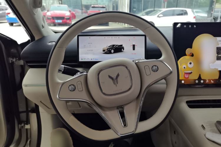 Used VOYAH Lantu Chiguang L 2026 Four-Wheel-Drive Ultra Steering Wheel
