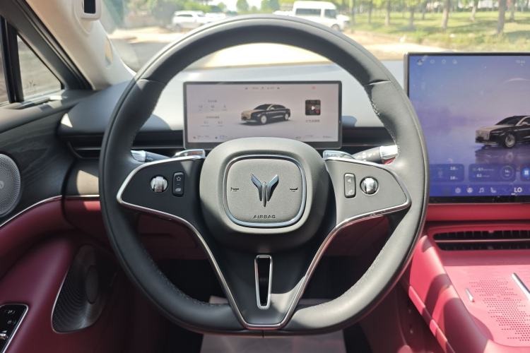 Used VOYAH Lantu Chiguang L 2026 Four-Wheel-Drive Ultra Steering Wheel