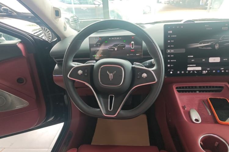 Used VOYAH Lantu Chiguang L 2026 Four-Wheel-Drive Ultra Steering Wheel
