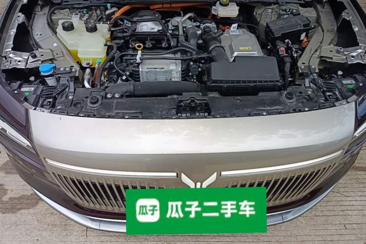 Used VOYAH Lantu Chiguang L 2026 Four-Wheel-Drive Ultra Engine Bay