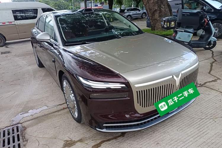 Used VOYAH Lantu Chiguang L 2026 Four-Wheel-Drive Ultra Exterior 1