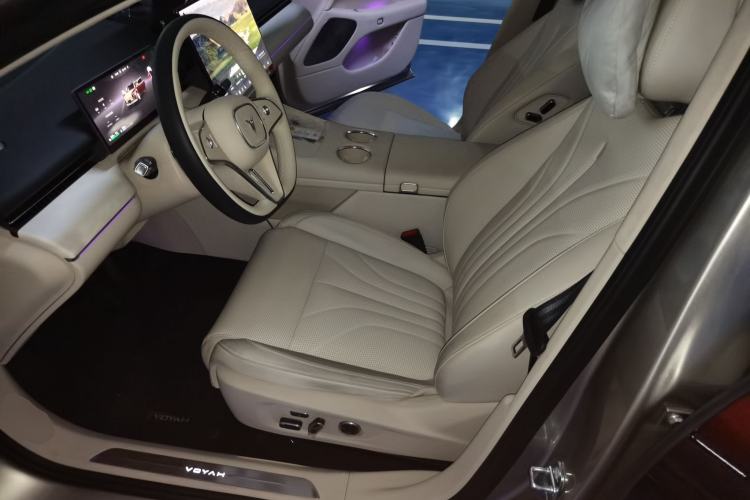 Used VOYAH Lantu Chiguang L 2026 Four-Wheel-Drive Ultra Left Front Seat