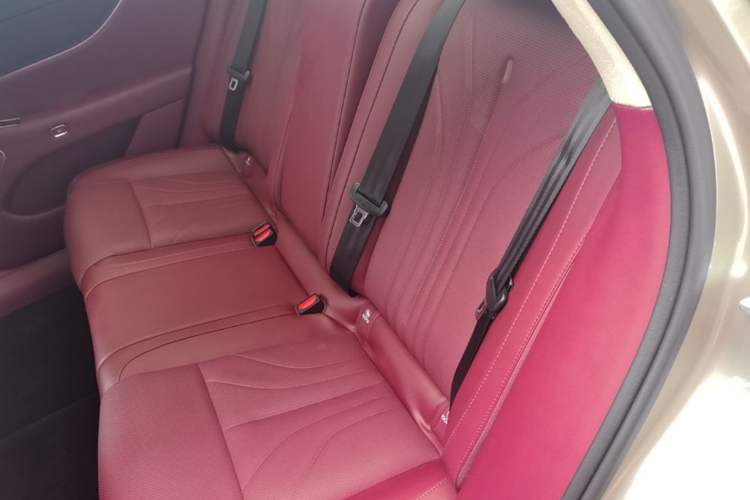 Used VOYAH Lantu Chiguang L 2026 Four-Wheel-Drive Ultra Left Rear Seat