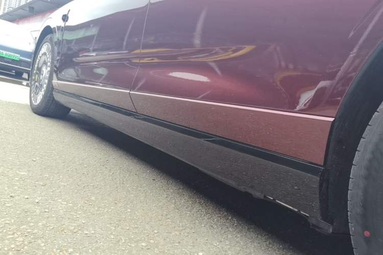 Used VOYAH Lantu Chiguang L 2026 Four-Wheel-Drive Ultra Left Side Sill