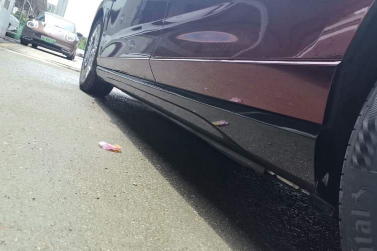 Used VOYAH Lantu Chiguang L 2026 Four-Wheel-Drive Ultra Left Side Sill