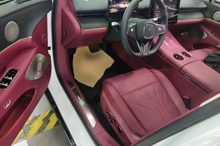 Used VOYAH Lantu Chiguang L 2026 Four-Wheel-Drive Ultra Driver Seat