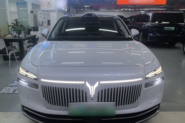 Used VOYAH Lantu Chiguang L 2026 Four-Wheel-Drive Ultra Front