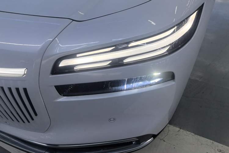 Used VOYAH Lantu Chiguang L 2026 Four-Wheel-Drive Ultra Left Front Headlight