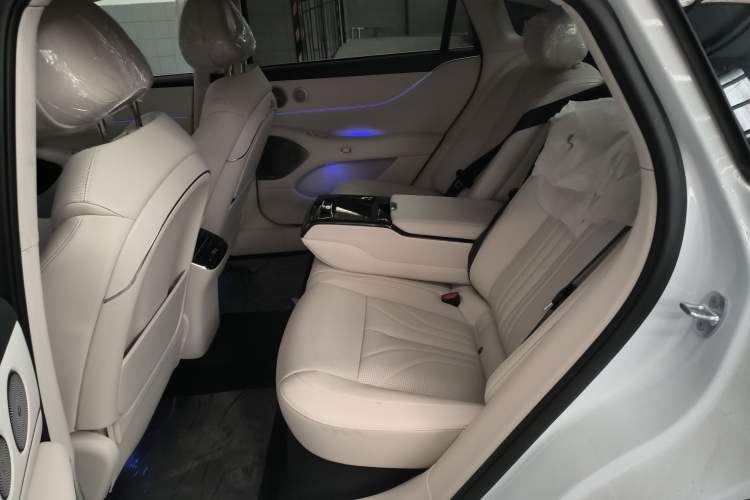 Used VOYAH Lantu Chiguang L 2026 Four-Wheel-Drive Ultra Left Rear Seat