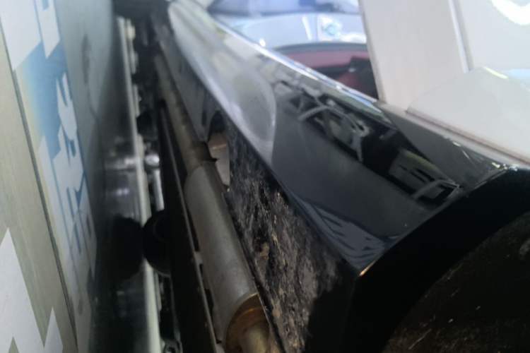 Used VOYAH Lantu Chiguang L 2026 Four-Wheel-Drive Ultra Right Side Sill