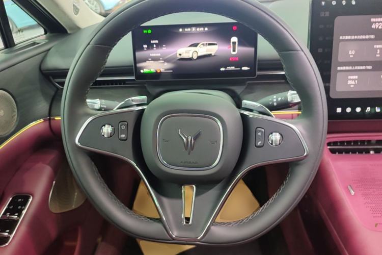 Used VOYAH Lantu Chiguang L 2026 Four-Wheel-Drive Ultra Steering Wheel