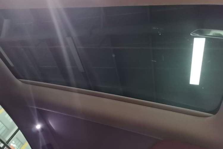 Used VOYAH Lantu Chiguang L 2026 Four-Wheel-Drive Max Headliner