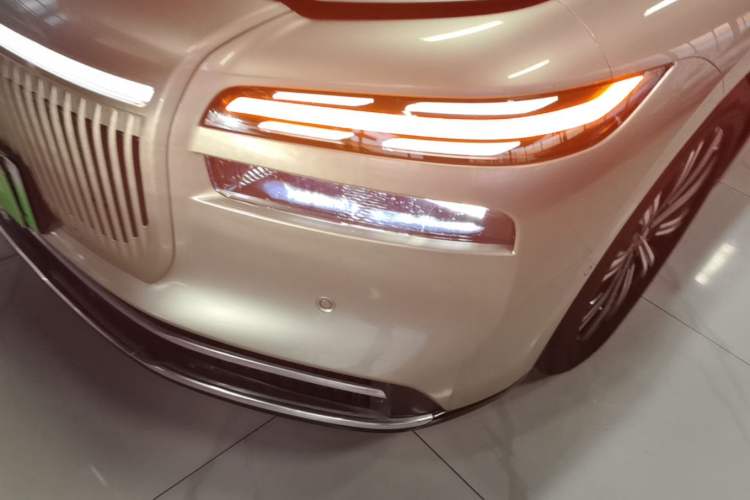 Used VOYAH Lantu Chiguang L 2026 Four-Wheel-Drive Max Left Front Headlight
