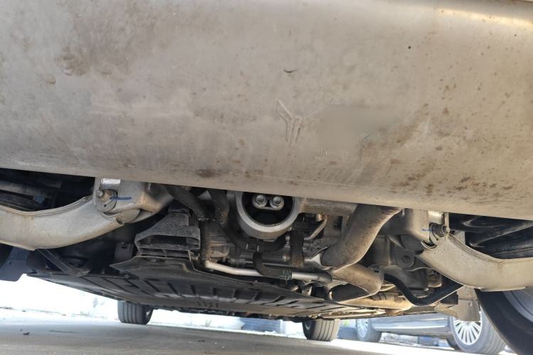 Used VOYAH PASSION 2024 PHEV Four-Wheel Drive Ultra-Long Range Executive Edition Chassis Rear