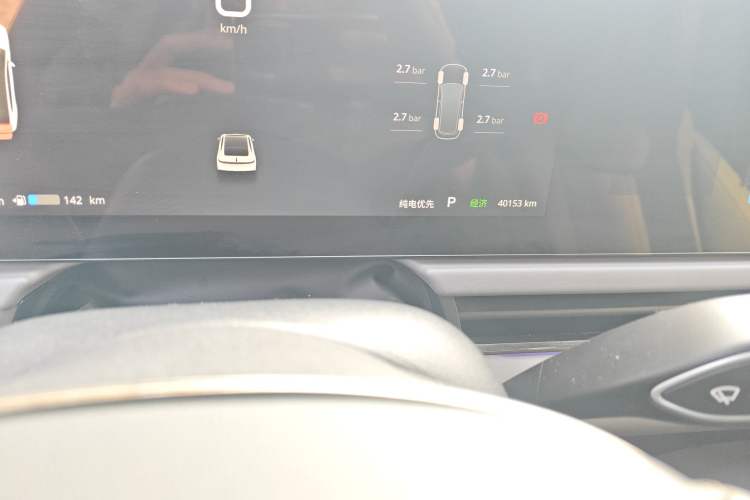 Used VOYAH PASSION 2024 PHEV Four-Wheel Drive Ultra-Long Range Executive Edition Odometer Close Up